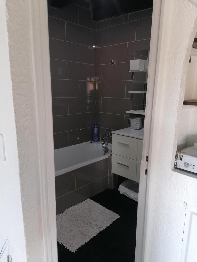 Appartement meublé à Villeneuve les maguelone Extérieur photo