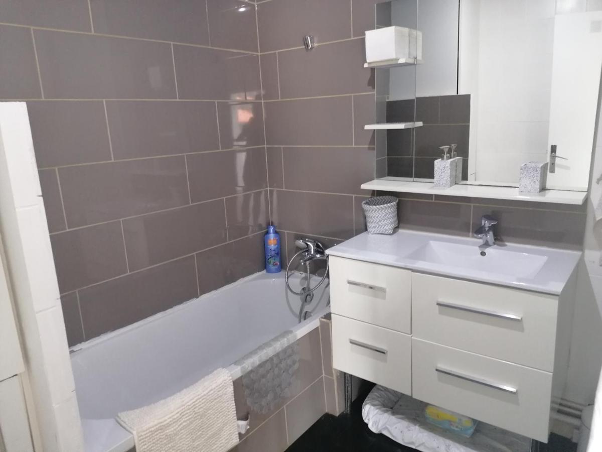 Appartement meublé à Villeneuve les maguelone Extérieur photo